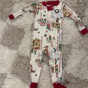 FAMILY BUNDLE Santa's Workshop Matching Organic Cotton Pajamas